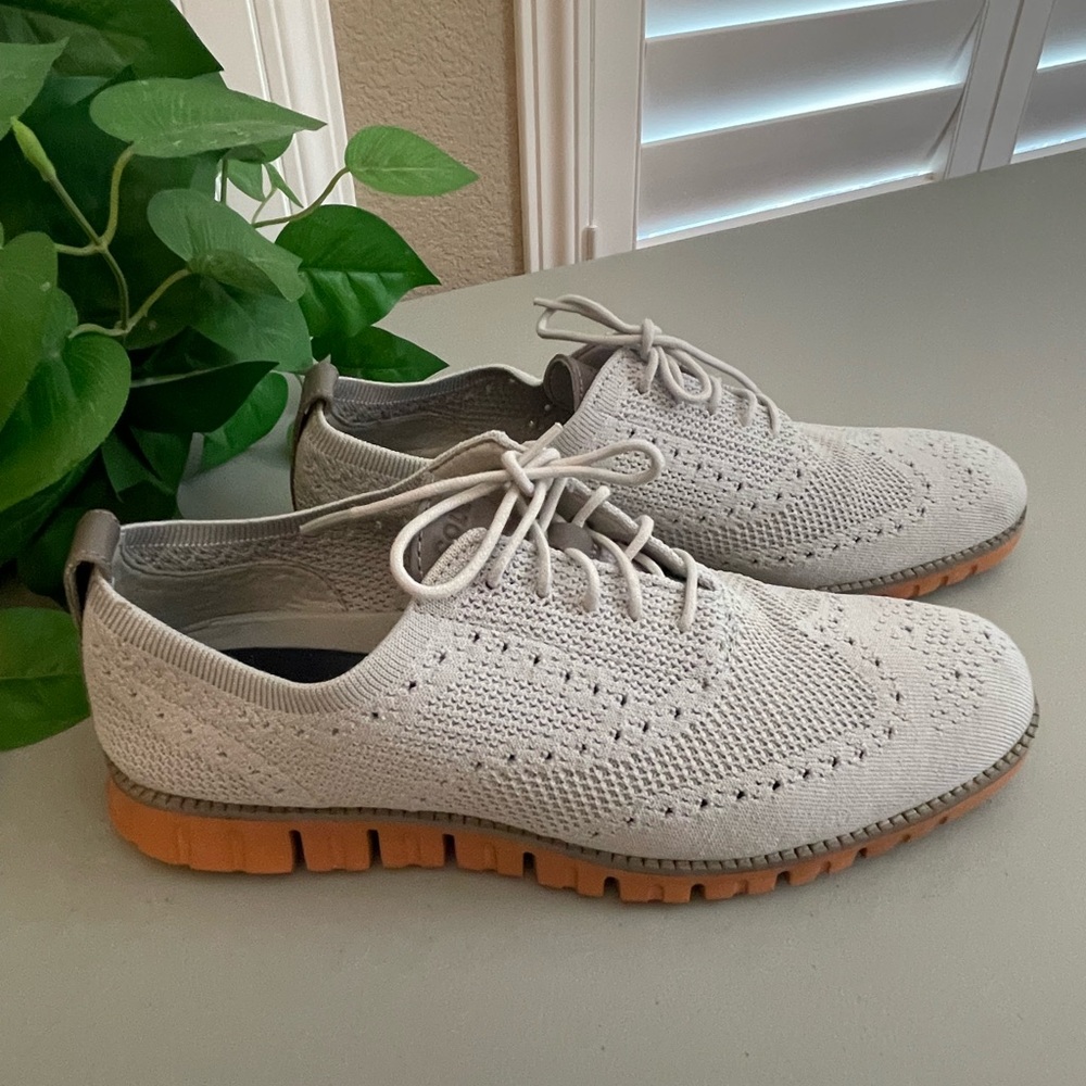 Cole Haan Light Gray Knit Oxfords Size: 10M
